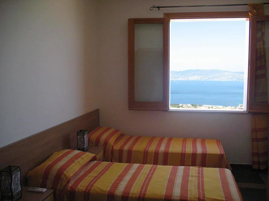 Il Giardino Di Ausonia Bed & Breakfast เรจโจ ดี คาลาเบีย ภายนอก รูปภาพ